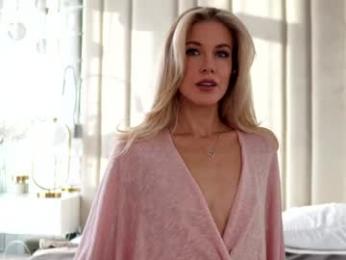 krissone chaturbate stream image