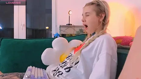 Britney_Lynch stripchat stream image, 12.03.2026 19:00