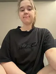 HornyGirlH stripchat stream image