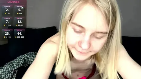 OdelinaFicken stripchat stream image