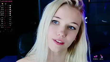 ShhhO_O stripchat stream image