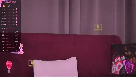 AnnaMiles stripchat stream image