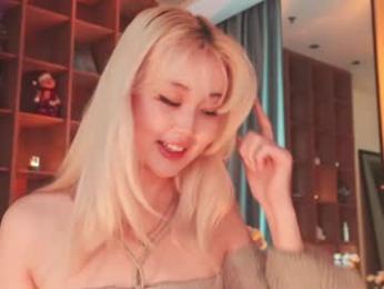 seduza_hyun chaturbate stream image, 17.03.2026 02:30