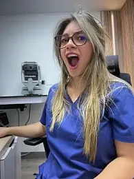 alicee16 stripchat stream image