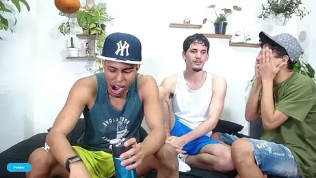 Interracial_Snow_Bunny stripchat stream image