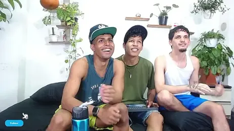 Interracial_Snow_Bunny stripchat stream image