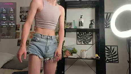 AvenGlow stripchat stream image