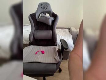 _M_O_L_O_K_O_ bongacams stream image, 23.03.2026 04:20