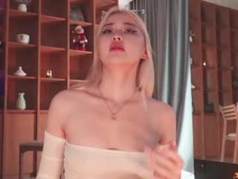 seduza_hyun chaturbate stream image, 24.03.2026 02:50