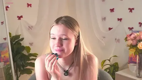 MaydaFoulk stripchat stream image, 26.03.2026 01:10