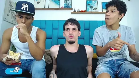 Interracial_Snow_Bunny stripchat stream image