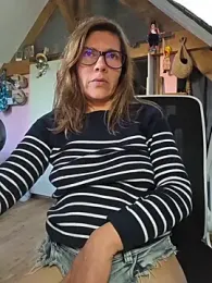 Lina_lou4 stripchat stream image