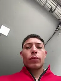 santiObrero stripchat stream image, 27.03.2026 14:40