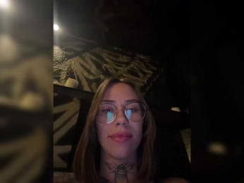 IRAONIC bongacams stream image