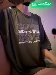 lil_martian stripchat stream image