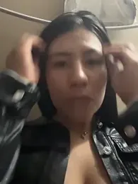 kim_monti stripchat stream image