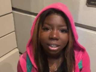 karliekayozz camsoda stream image