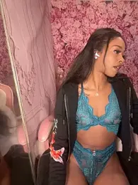 mismialove stripchat stream image, 10.04.2026 06:50
