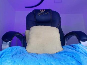 naomi-k bongacams stream image