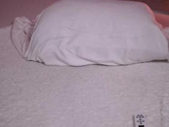 NatyDesiree bongacams stream image, 14.04.2026 19:00