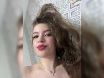 YourLadyyy bongacams stream image