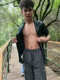 yoursexyjose stripchat stream image, 18.04.2026 19:50