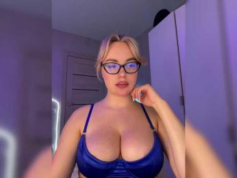 Mila-m bongacams stream image, 18.04.2026 19:00