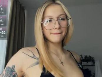 glossybabe_ chaturbate stream image