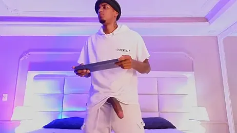 AaronCruz_ stripchat stream image, 21.04.2026 21:50