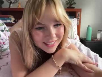 kittengirlxo chaturbate stream image