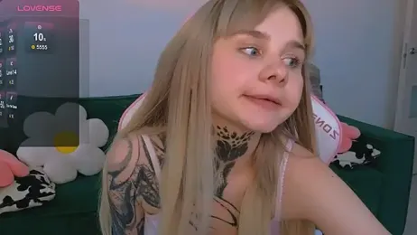 Britney_Lynch stripchat stream image, 25.04.2026 15:00