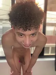 yoursexyjose stripchat stream image, 25.04.2026 19:00