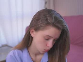 little_poetry chaturbate stream image, 09.03.2025 08:10