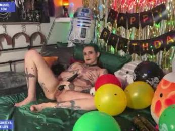 iwillbeyourmuse chaturbate stream image, 01.05.2026 21:40