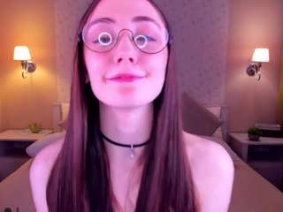 lexi-split camsoda stream image, 02.05.2026 01:00