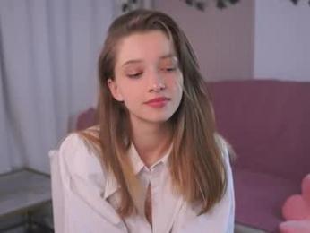 little_poetry chaturbate stream image, 09.03.2025 14:20