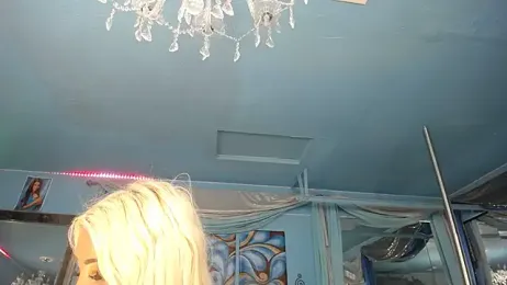 ADRIANNA_FOX stripchat stream image, 04.05.2026 16:20