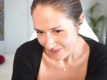 yours_anastasia chaturbate stream image