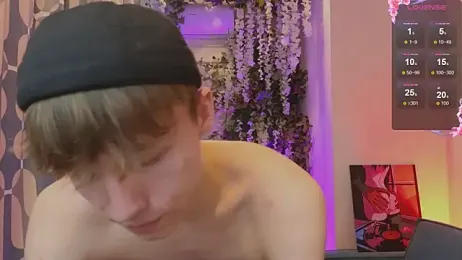 cuMte_boy stripchat stream image, 10.05.2026 01:20