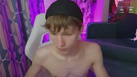 cuMte_boy stripchat stream image, 10.05.2026 01:20