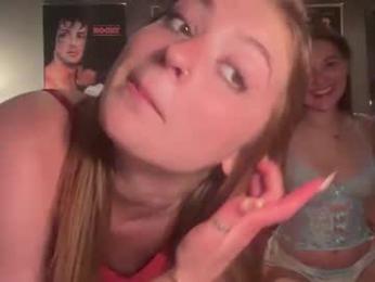 mollyxxxmoon chaturbate stream image, 16.05.2026 04:20