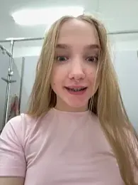 bambi_lu stripchat stream image, 21.05.2026 17:40