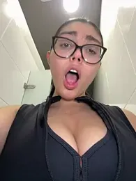 zui_lu stripchat stream image