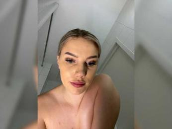 LYALYAtop bongacams stream image, 22.05.2026 23:00