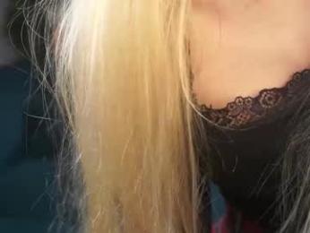 little_poetry chaturbate stream image, 25.05.2026 08:30