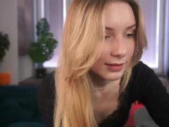 little_poetry chaturbate stream image, 25.05.2026 08:30