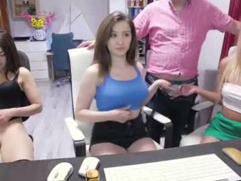 cute00kiara chaturbate stream image, 26.05.2026 06:30