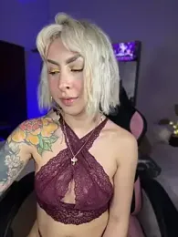 Cinamoonn stripchat stream image, 26.05.2026 21:50