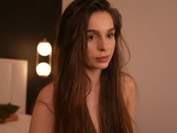 dovia chaturbate stream image