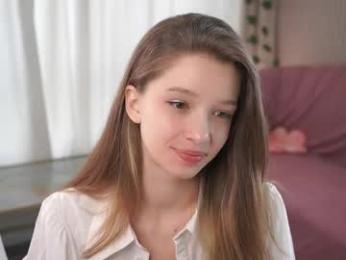 little_poetry chaturbate stream image, 10.03.2025 09:50